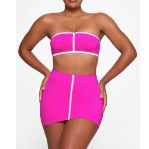 NWT SKIMS Hibicus Pink Sporty Zipper Swim Baddie Mini Skirt Size Large